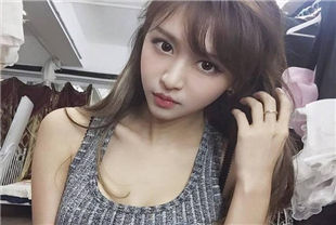 超爽体验极品爆乳女神级兼职小美女自拍流出 啪啪