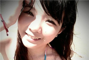 可爱的女孩奶子一直摇