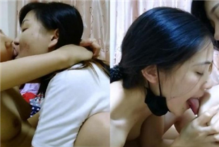 小姐姐平台新人娑娑0404凌晨和自己的胖胖女友拉拉直播秀