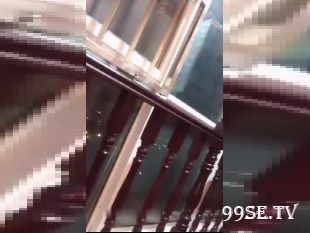 非常漂亮的主播直播的时候粉丝过来了被操的很嗨