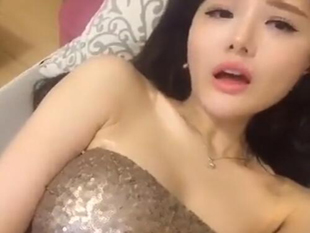 高冷美女主播安妮baby福利大尺度私拍