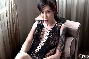 JVID台湾美模QUEENA自慰插入淫水直流真的诱人