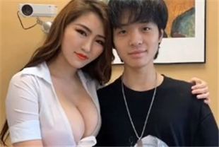 精选-女神裸戏替身沈樵流出第三部大尺度剧情新作-我的漂亮后妈
