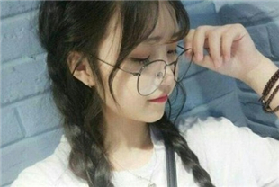 请吃顿饭就让我操的眼镜小美女高跟丝袜高颜值露脸女友淫荡又配合