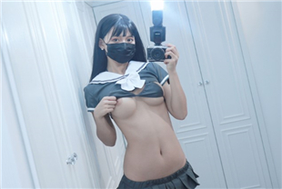 福利姬白袜袜格罗丫-学院风JK制服