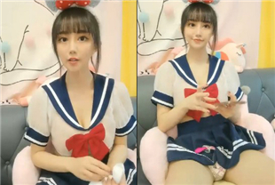 极品嫩妹主播甜心奈奈JK制服无毛跳蛋塞入大黑牛玩弄自己的白虎嫩穴