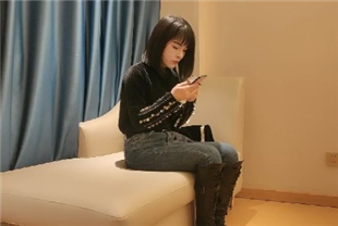 一哥探花TP找了一个极品短发酷酷的美少女身材好逼又粉真的太爽了