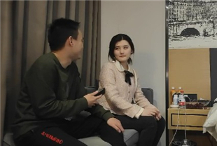 步宾探花TP约了一个极品兼职服装店老板娘生意不好出来赚点外快