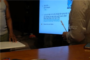 中文老师在私立学校课教课教到一半突然性欲来了只好操学生