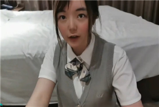 swag萝莉女大生制服马尾酒店约会nanabae