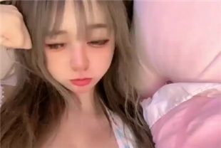 巨乳福利姬美少女Miko奶子比头还大跳蛋后庭
