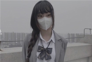 国产AV剧情-铃木君-腹黑女学生施计勾引老师