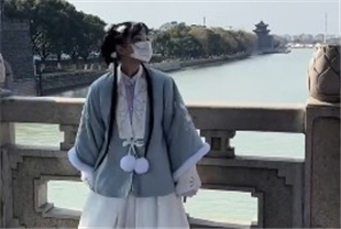 国产AV剧情-小余-剧情演出被尾强奸的汉服少女