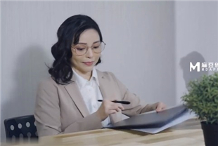 国产AV剧情-不能触碰的爱情-钟宛冰