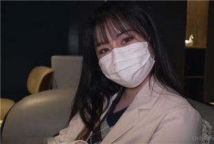 娜娜-邻家姐姐-续穿红色情趣内衣勾引弟弟做爱