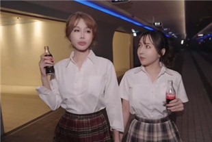 芭比女神辛尤里成人版诸葛马骑乘升天爆爽淫荡欢快