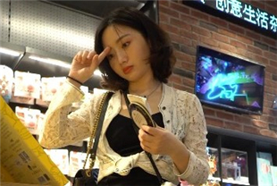 厕偷拍极品身材的美少妇好性感漂亮的骚内