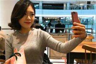 非常骚的时尚白领美女私拍泄密流出美臀粉乳自慰