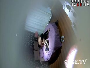 大学生小情侣开房做爱长发娇小苗条女友又嗲又听话屁股很翘口交