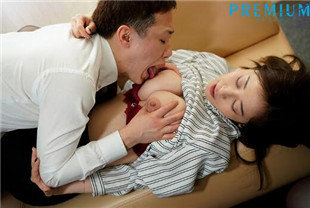 中字-留在公司的我和巨尻前辈的中出性爱生活1-筱田优PRED237