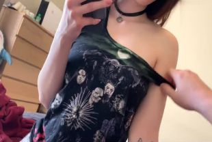 第一视角-用肉棒伺候来我家的白皙女友