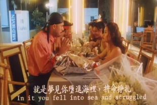 不扣钮的女孩
