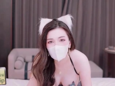 香蕉秀xjx734淫乱女仆的巨乱和黑色美腿