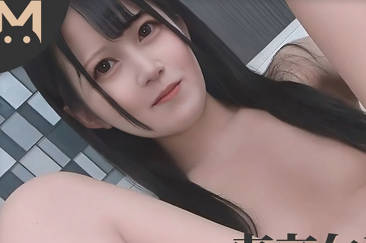 东京女子图鉴桃香21岁自由职业