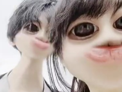 光天化日跟妹妹在山野老家做爱还被附近邻居看到了