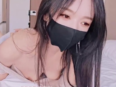 香蕉秀xjx758欲求不满的老板娘勾引下属满足性欲