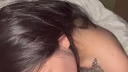 深圳顶级反差婊女神 李妍 真实露脸跪舔口交男友巨屌 被抽插骚逼高潮喷水叫喊爸爸 淫荡姿态私拍视频泄密外流