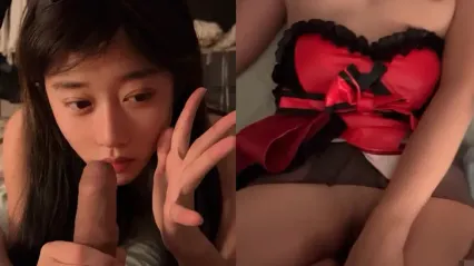真实情侣露脸自拍，扮演黑丝大长腿兔女郎 外表看似清纯 私底下眼神迷离口交舔舐着鸡巴 被粗暴抽插到销魂叫喊！