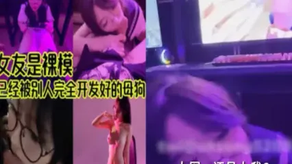 被别人开发完全的母狗女友再网吧跪姿蹲下眼神迷离帮我口交鸡巴，调教的骚样真是让人欲罢不能