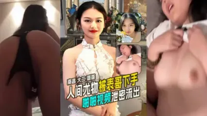 表哥与表妹真实乱伦 大二表妹爱上表哥 清纯表妹含情脉脉口交深喉大鸡巴 真实露脸被表哥爆操内射