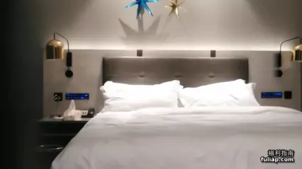 网约E罩杯大奶小骚货 口活一流吸吮舔弄 激情勐顶娇喘连连搞到瘫软