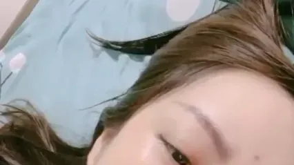 巨乳漂亮少妇,快用你的大鸡吧操我,在家被大哥无套勐怼,骚叫连连