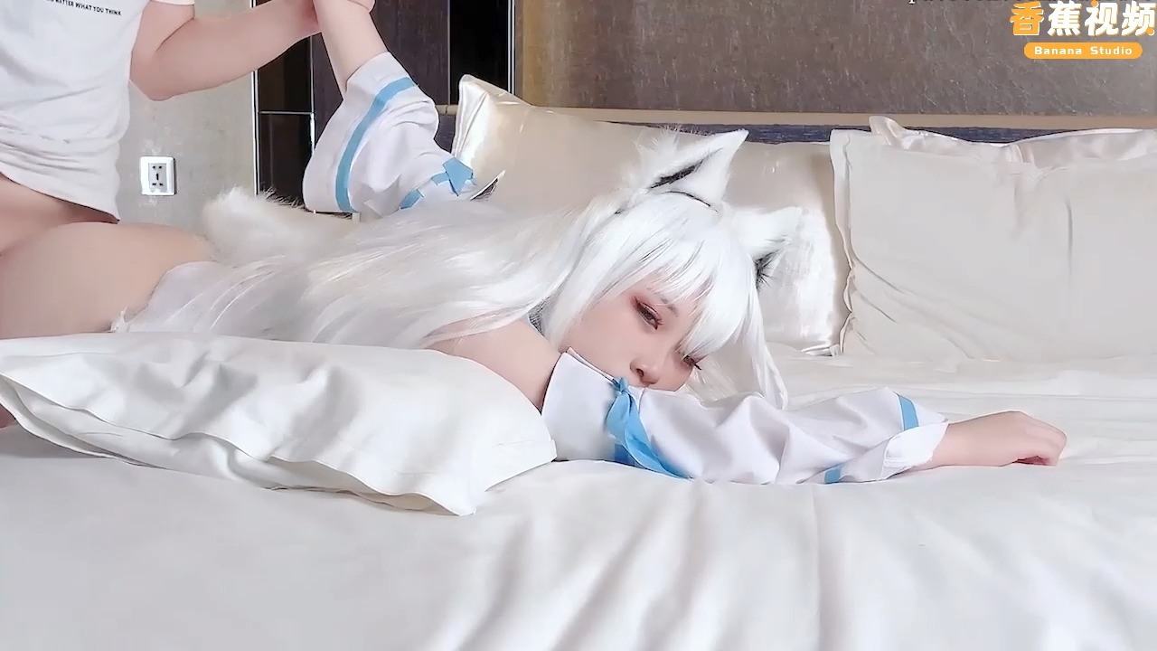 白虎萝莉COSPLAY，漫展后的兼职工作