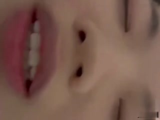广西师范美女遭灌醉强攻捆绑无套内射剪逼毛